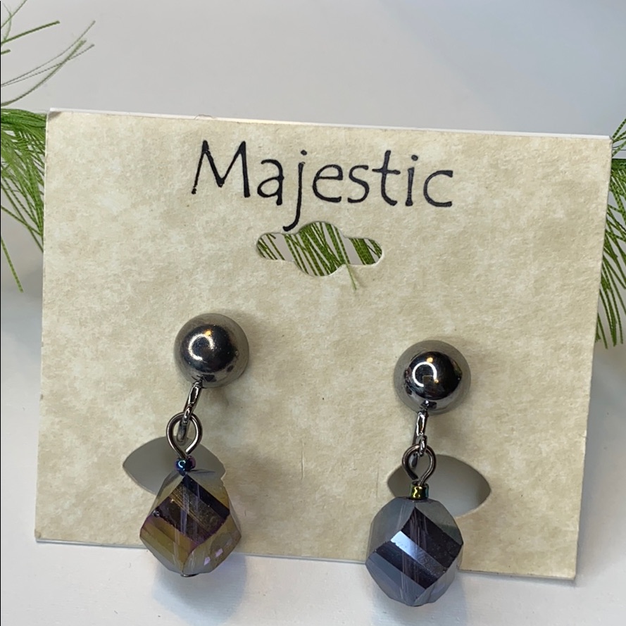 Majestic Glass Clip On Earrings Mwt Purple 10$